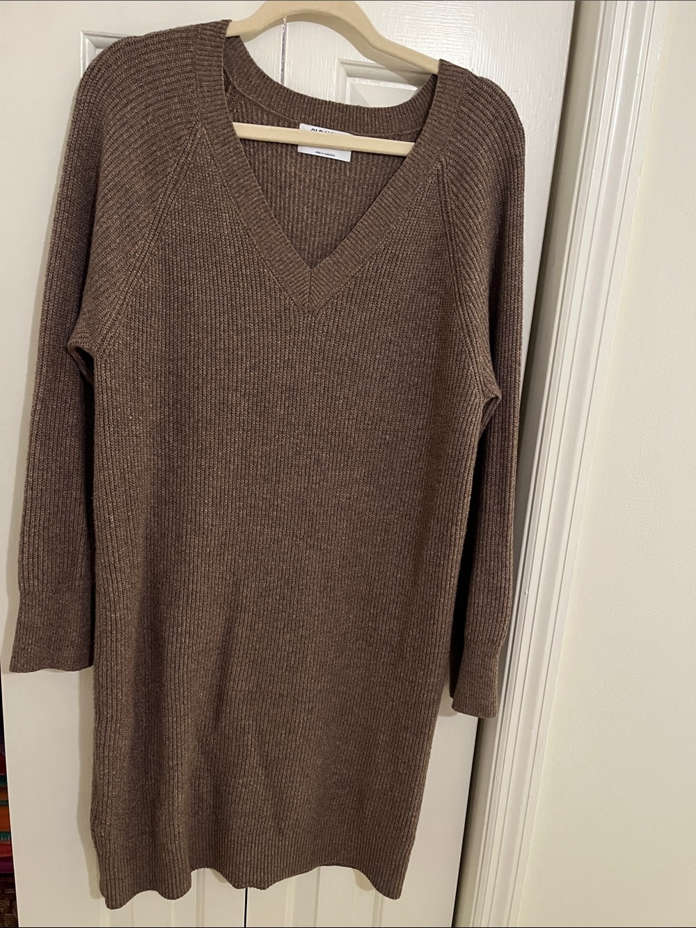 Old Navy Brown Ribbed V-Neck Long Sleeve Sweater Dress
